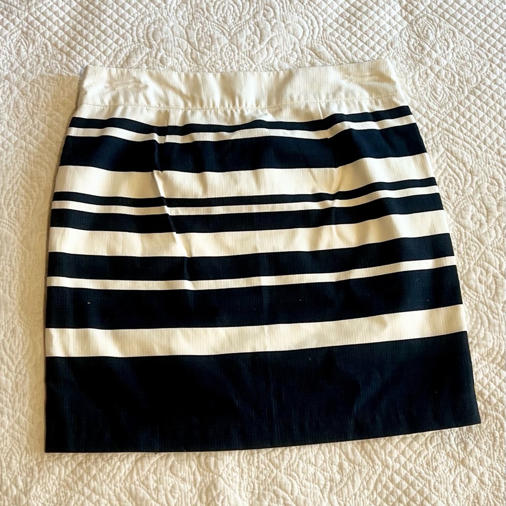 Tommy Hilfiger Black and White Striped Mini Skirt